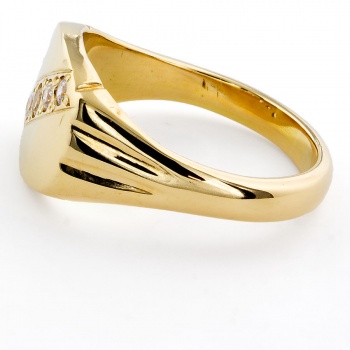 18ct gold Cubic Zirconia Signet Ring size Q